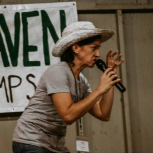 Meet your Posher, Ginny - Picture 1 of 1